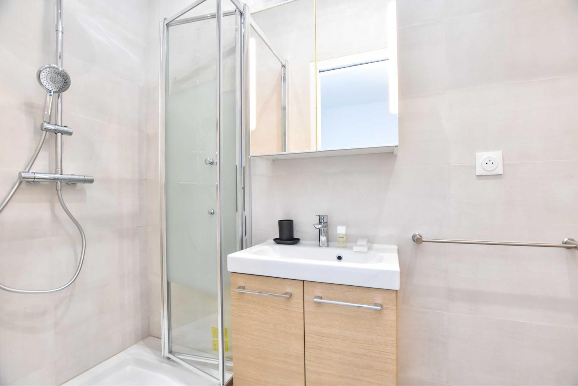 Residence 1Bdr Bastille Париж Экстерьер фото